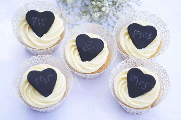 opt_SUNFLOWER CAKES CVB_4307